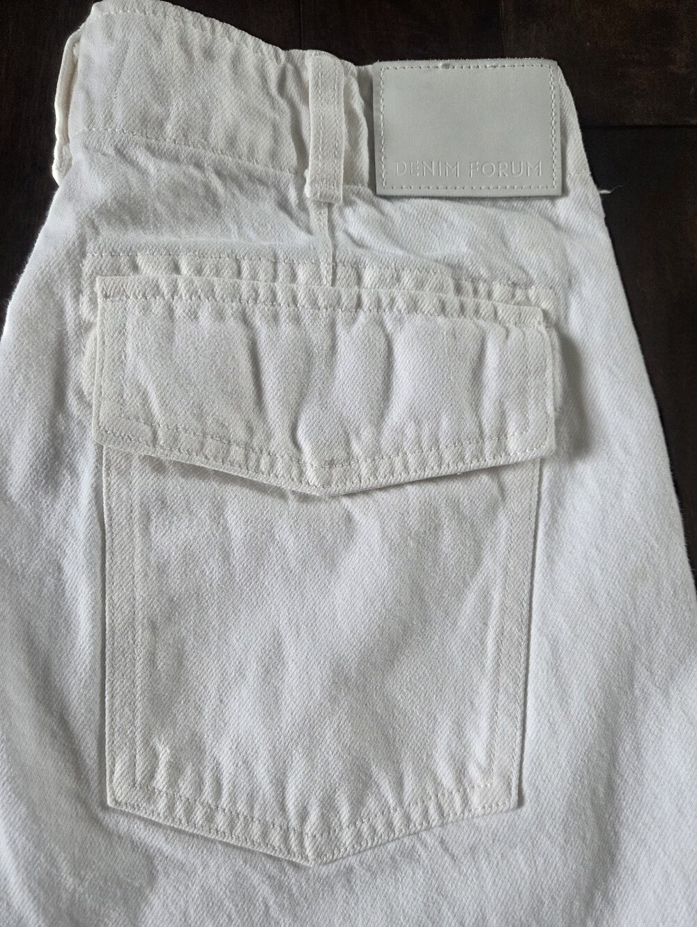 Aritizia Denim Forum The Joni High Rise Utility Jeans - White - 28 - Picture 5 of 12